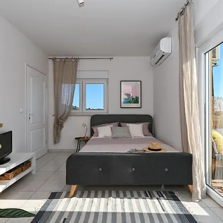 Apartment Dream Milna *
